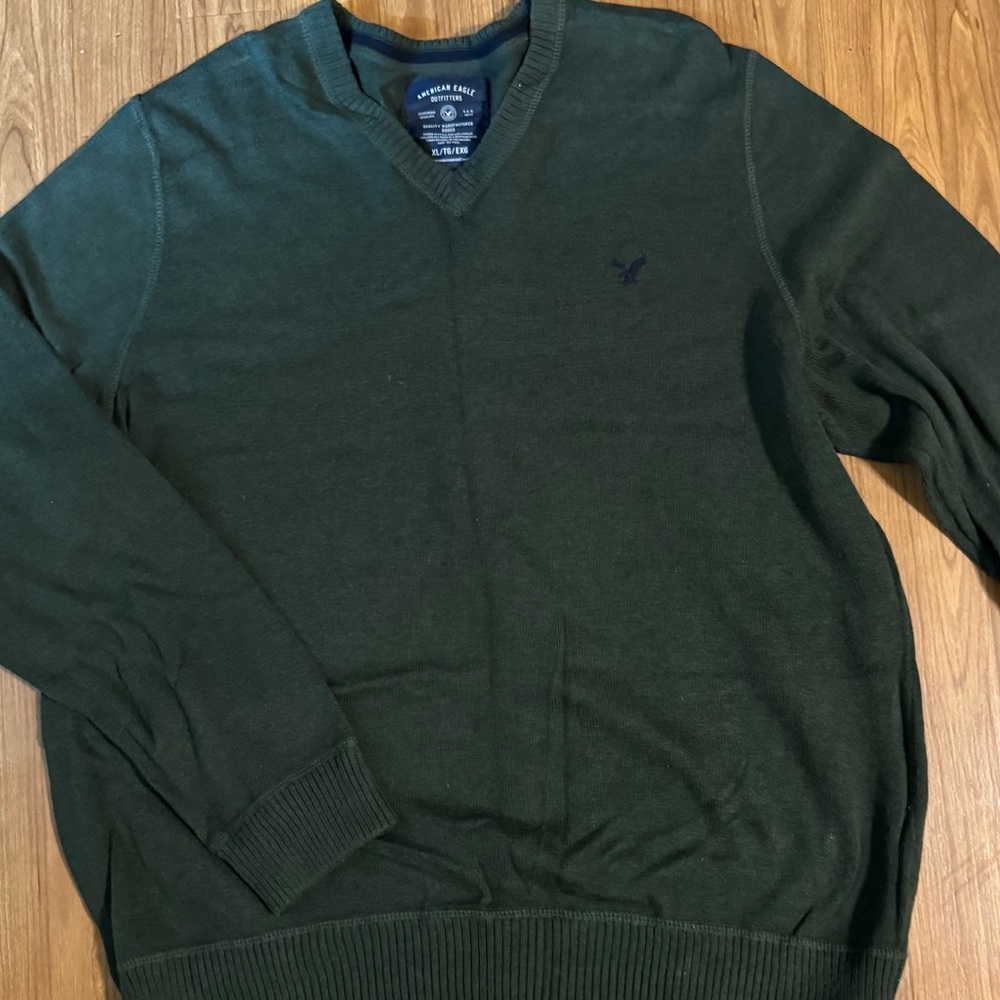 American Eagle men’s sweater size X-Large